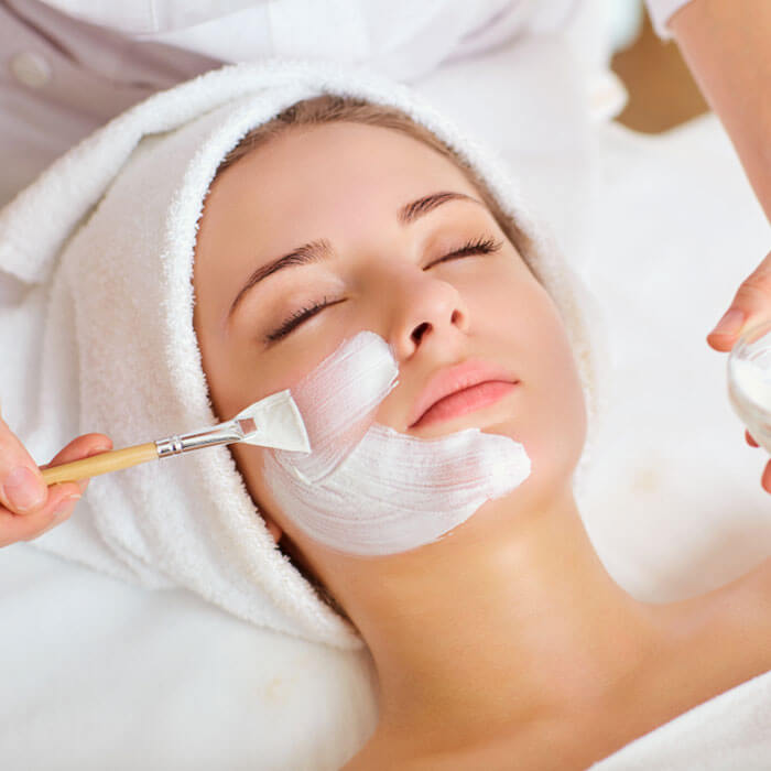 Hydrofacial for sensitive skin